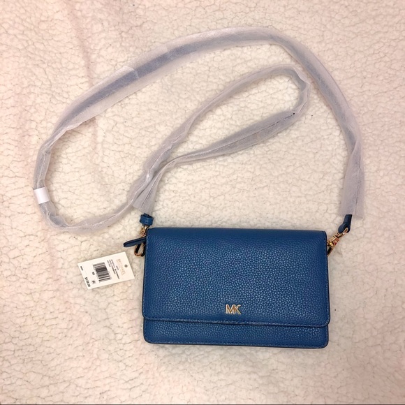 Michael Kors Crossbody Wallet - Picture 1 of 5